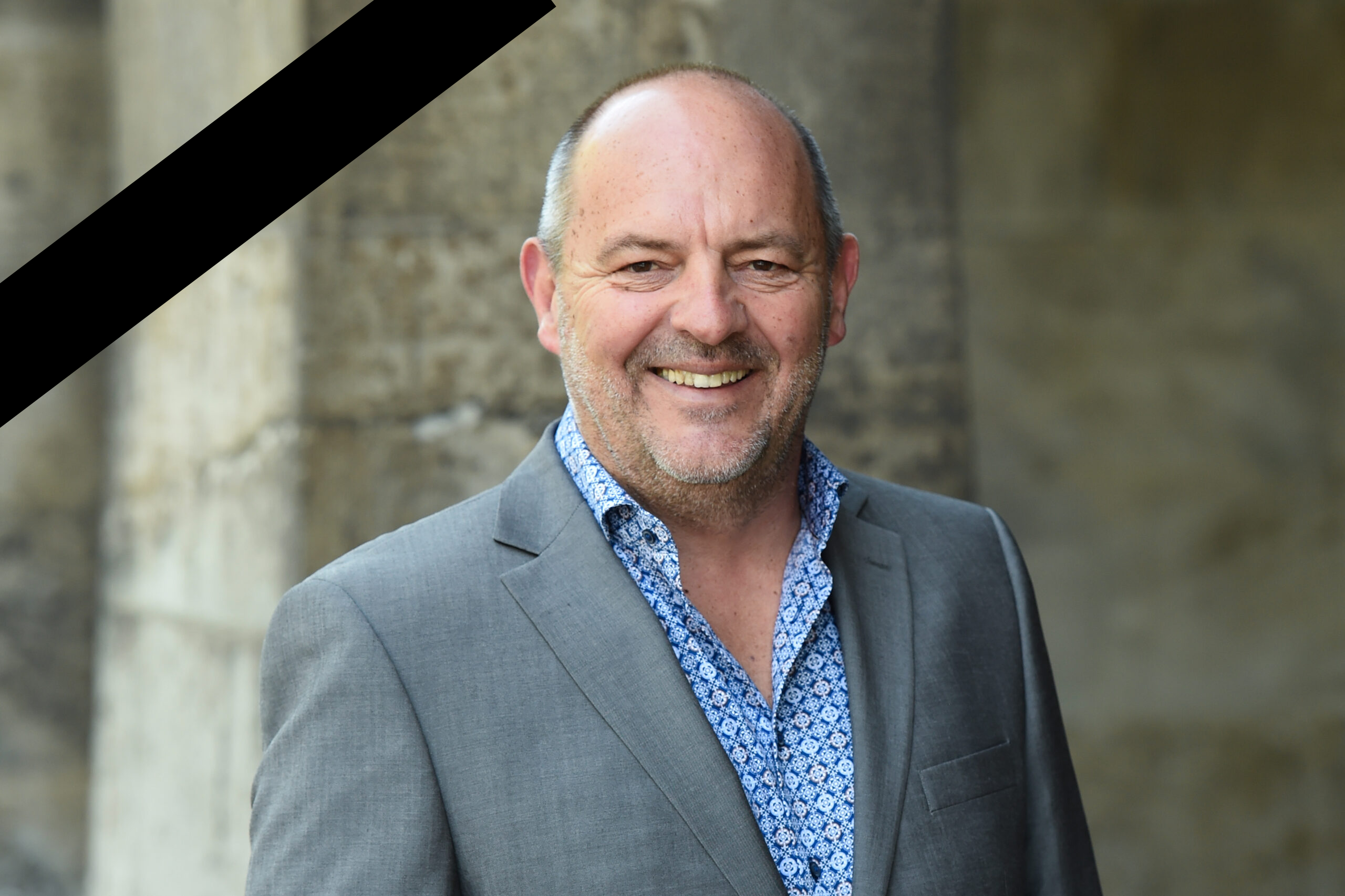 Foto Ingo Thiel mit Trauerflor